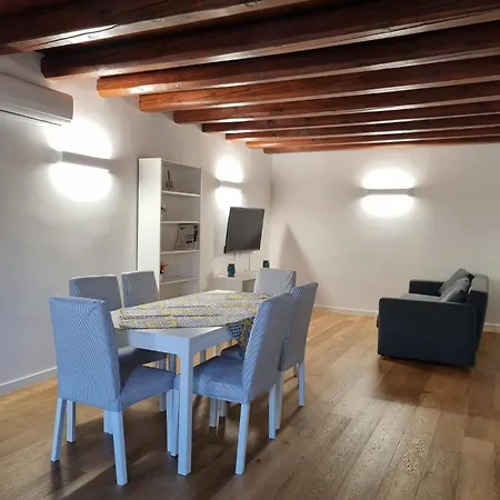 Casa Azzurra - Palazzo Del Buonpastore Apartment