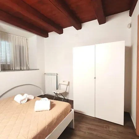 Appartamento Palazzo Del Buonpastore By Casa Azzurra *